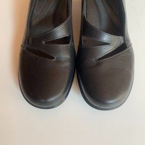 CLARKS ARTISAN Black Leather Wedges 6.5